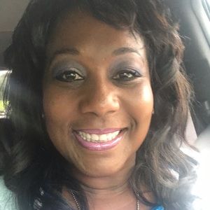 Meet your Posher, Elena